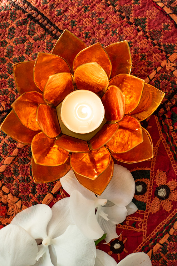 Lotus sfeerlichthouder