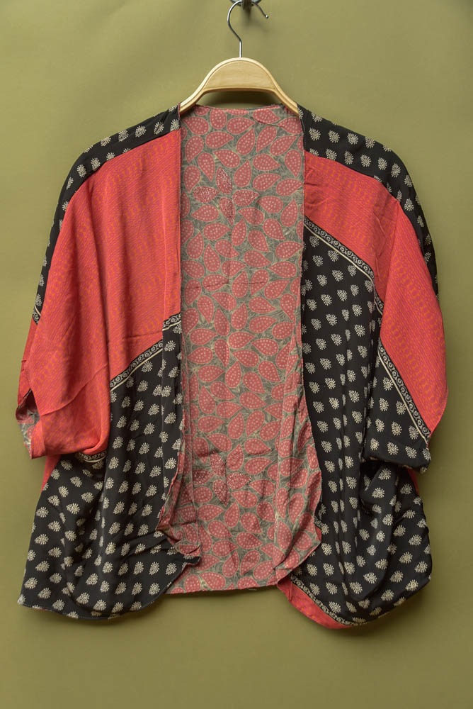 _DSC5985 Zijden vestje