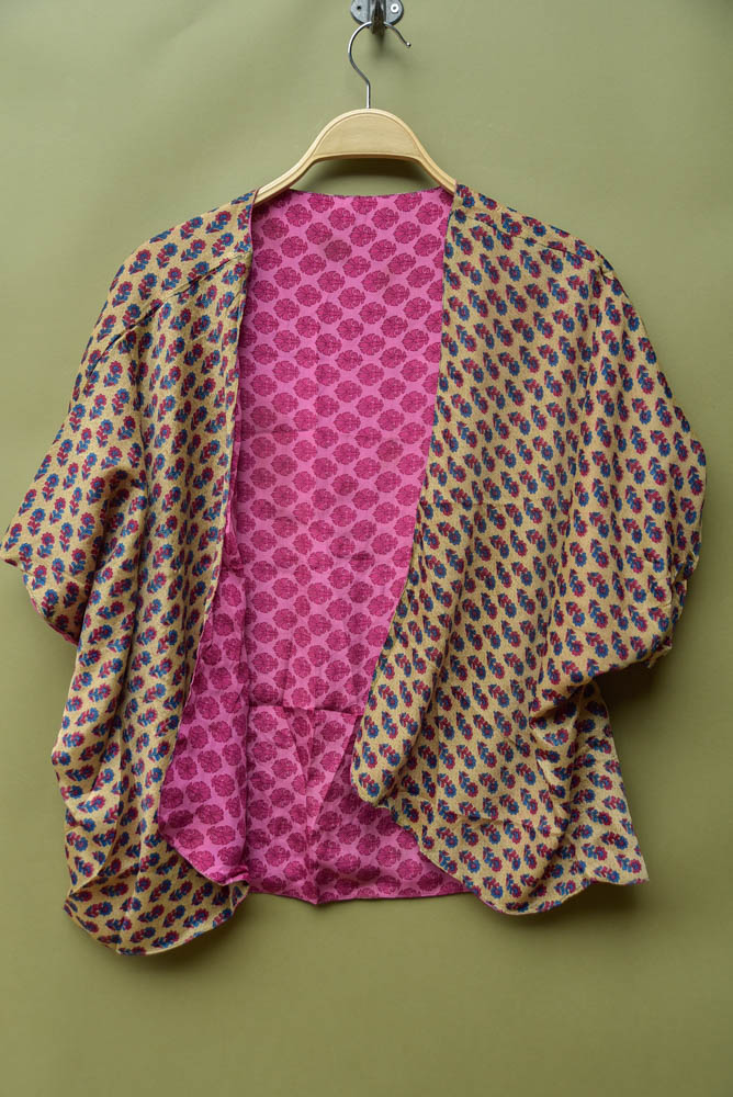 _DSC6006 Zijden vestje