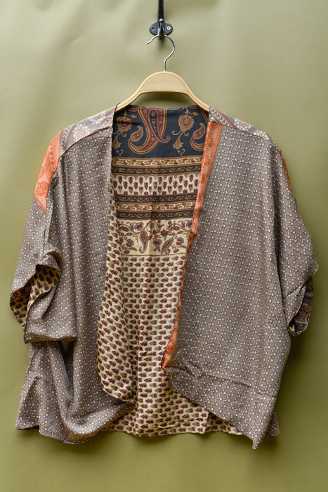 _DSC7815 Zijden vestje