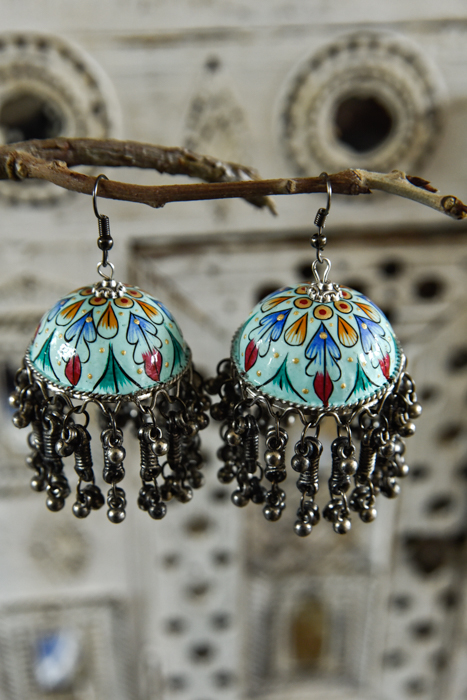 handbeschilderde oorbellen