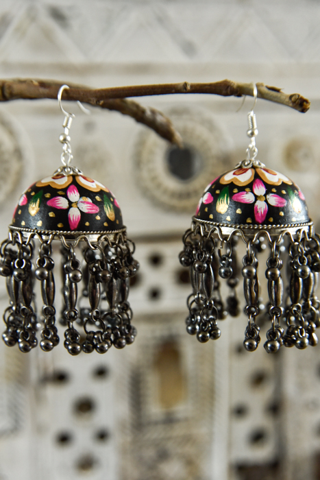 handbeschilderde oorbellen