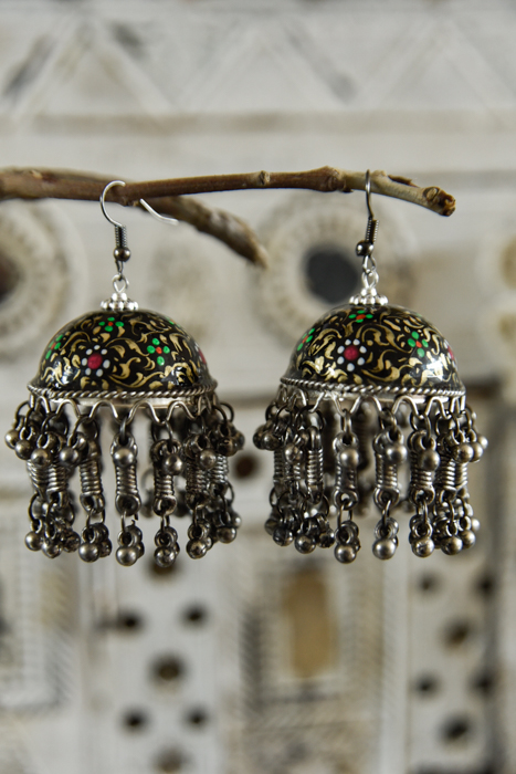 handbeschilderde oorbellen