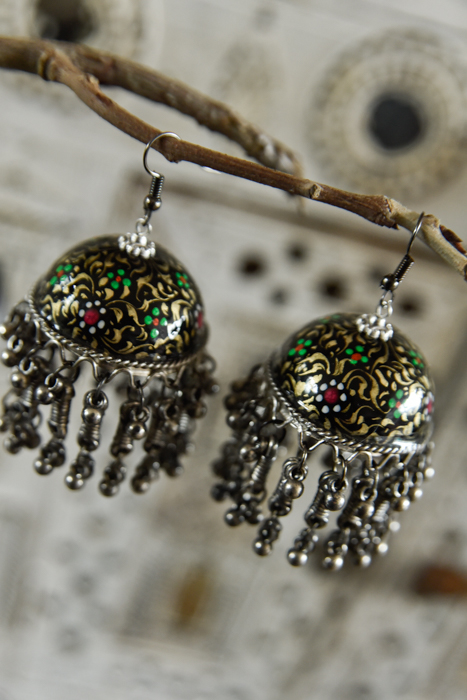 handbeschilderde oorbellen