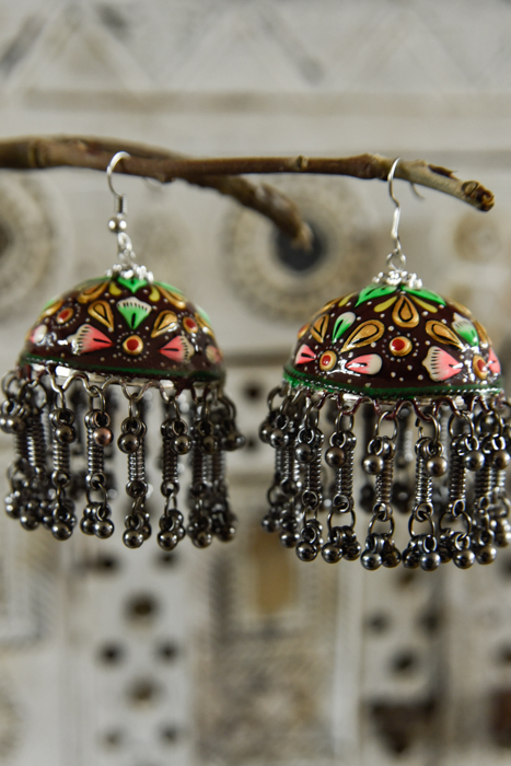 handbeschilderde oorbellen