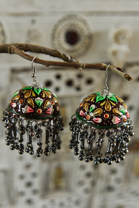 handbeschilderde oorbellen