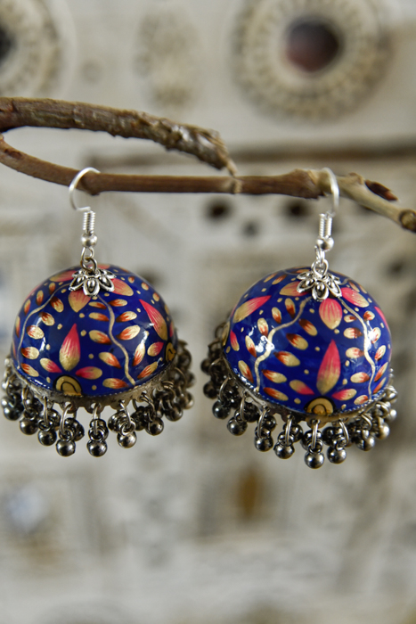 handbeschilderde oorbellen