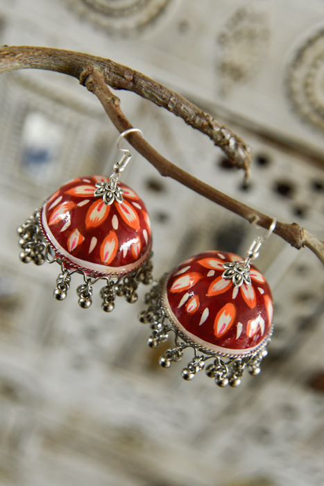 handbeschilderde oorbellen