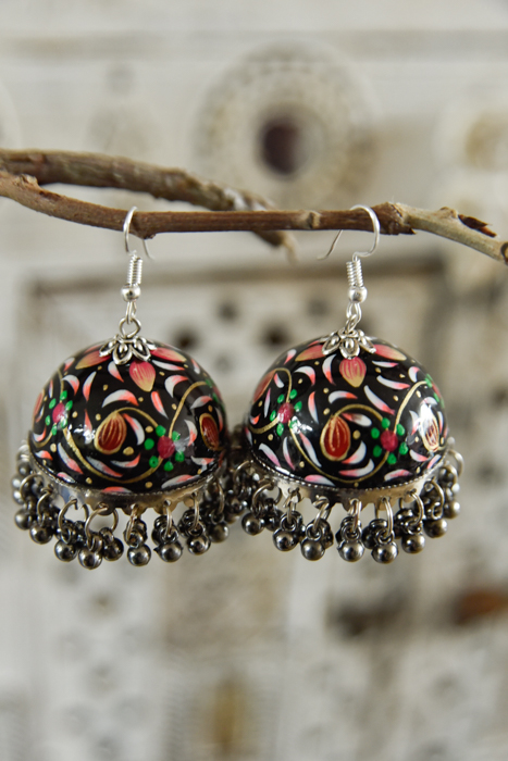 handbeschilderde oorbellen