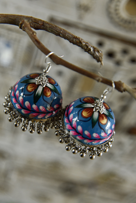 handbeschilderde oorbellen