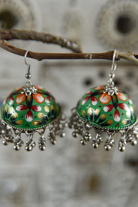 handbeschilderde oorbellen