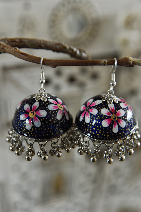 handbeschilderde oorbellen