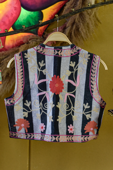 _DSC8089 Suzani gilet