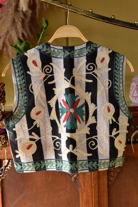 Suzani gilet