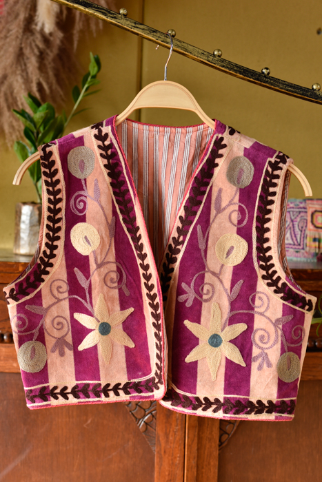 Suzani gilet