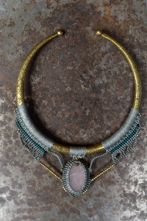Macramé choker