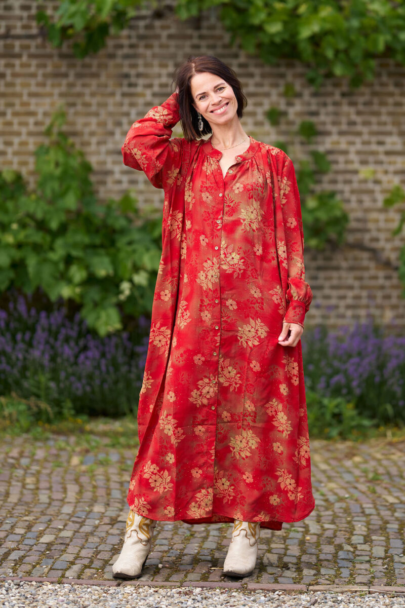Hindi&Bindi3208 Kaftan met knoopjes